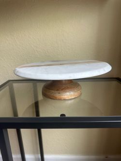 Cake stand