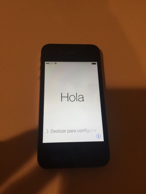 iPhone 4 black iCloud lock 32 gb