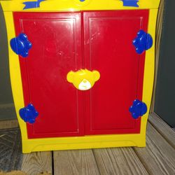 Build a bear armoire with accessories