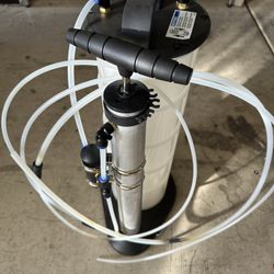 Mityvac 7201 2.3 Gallon Fluid Evacuator Extractor and Dispensing Pump, Push Button,  Chemical-Resistant Polyethylene, Automatic Overf