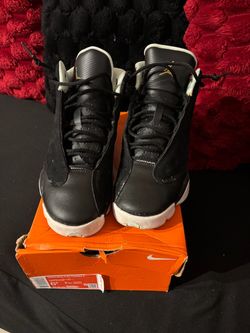 Women’s sneakers