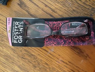 Foster Grant women's plus 2.50 strength reading glasses new