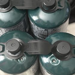 4- portable small propane tanks