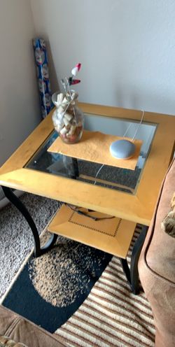 End table