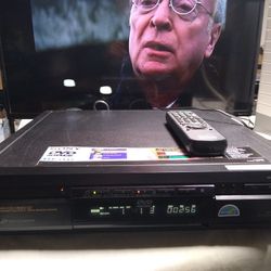 SONY 5 DISC CD & DVD CAROUSEL PLAYER 
