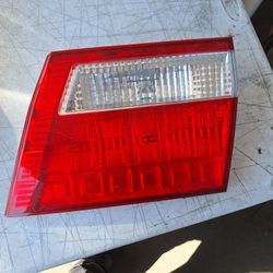 2005-2007 Honda Odyssey Right Side (Passanger) Tailight