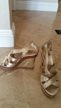 Michael Kors gold platform size 5.5