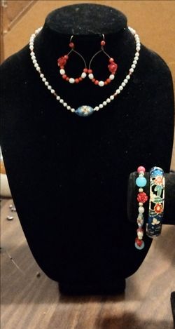 Genuine  Pearl Necklaces. Different Styles & Colors.
