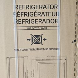 LG 6.0 Cu Ft Refrigerator
