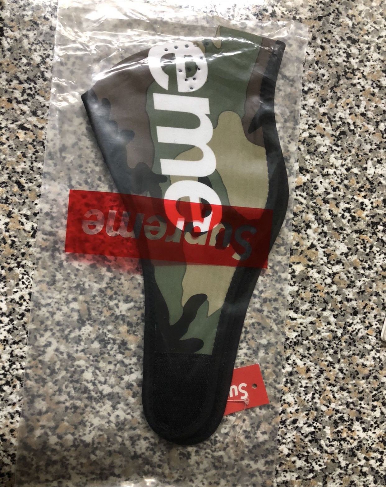 2 SUPREME FACEMASK DEAL Hypebeast facemask neck warmer mouth mask face mask protection skiing winter outdoor sports mask face mask