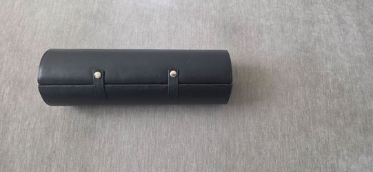 Watch and jewelry carrying case