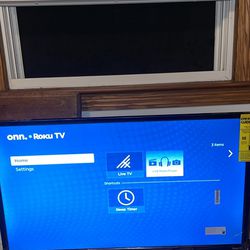 32” inch Roku Flat Screen TV