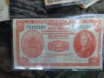 Vintage money old extremely rare.