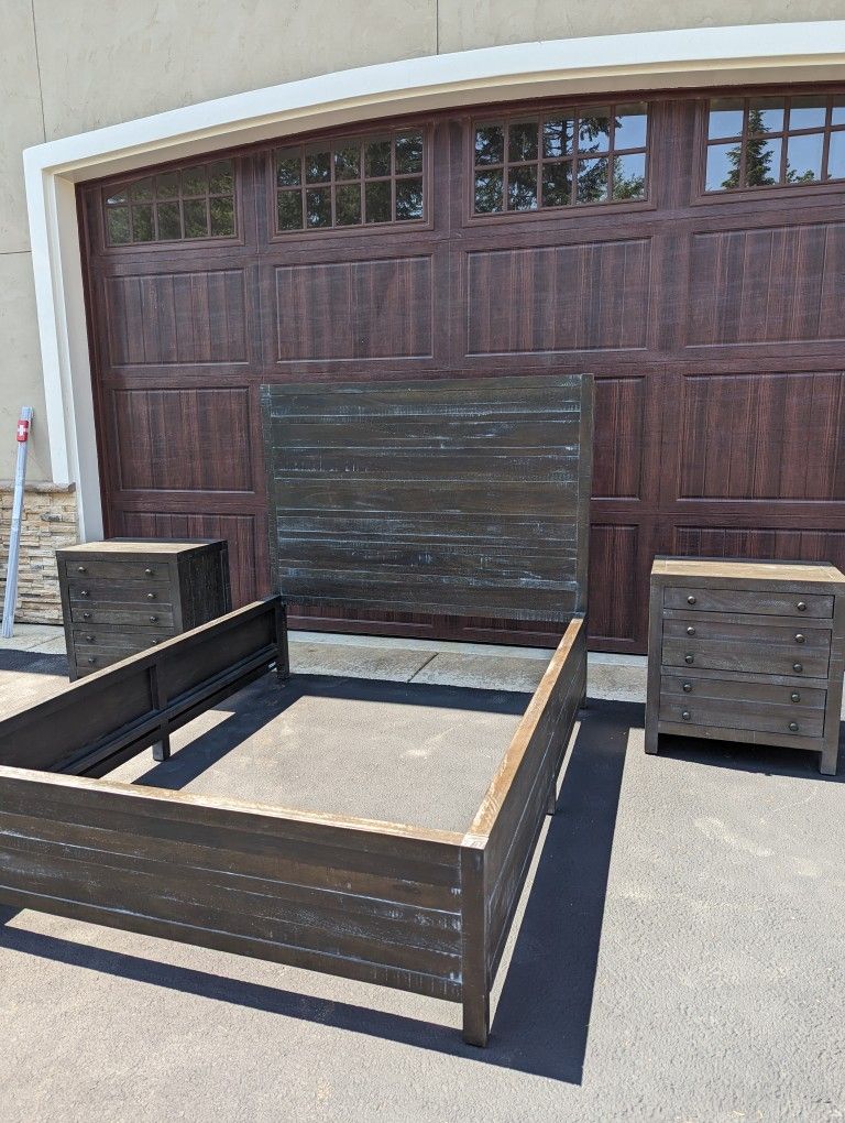 New Costco Rustic Queen Bedroom Furniture Set - Free Delivery