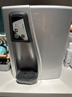 Countertop Filtered Hot and Cold Water Dispenser