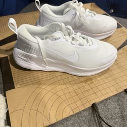 Nike woman’s shoes
