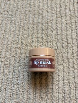 Bath & body Works lip nursing mask Bath & body Works lip nursing mask