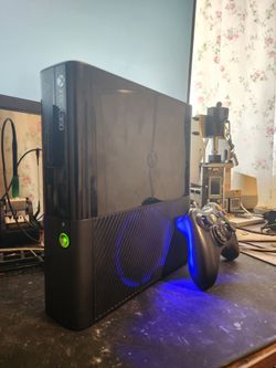 Xbox 360 E