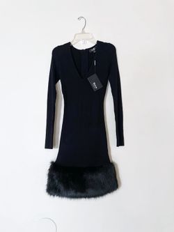 Elegant neat dress with zipped back, V-neck, body con dress