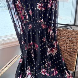 Woman's Dresses Sm-Med