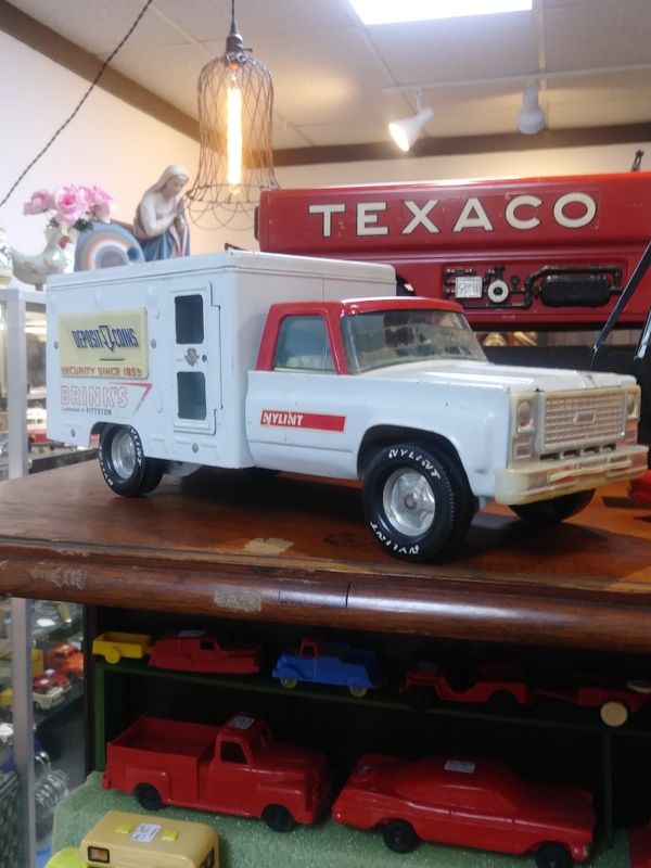 Nylint brink bank truck for Sale in Boerne, TX OfferUp