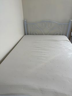 Full size mattress and frame white