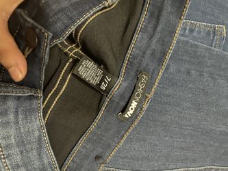 jeans FASHION NOVA