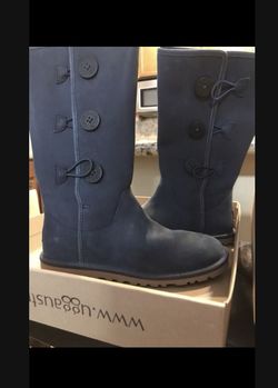 New Uggs Boots Size 5
