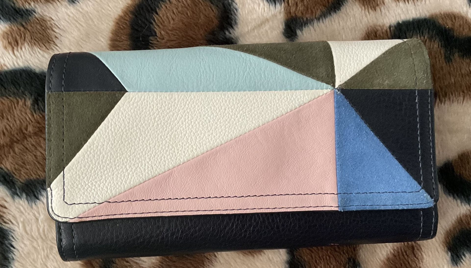 Fossil Logan RFID Zip Around Clutch Leather Wallet