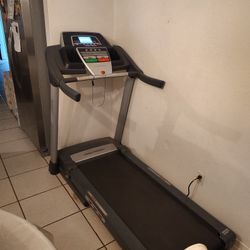 Pro Firm Treadmill 