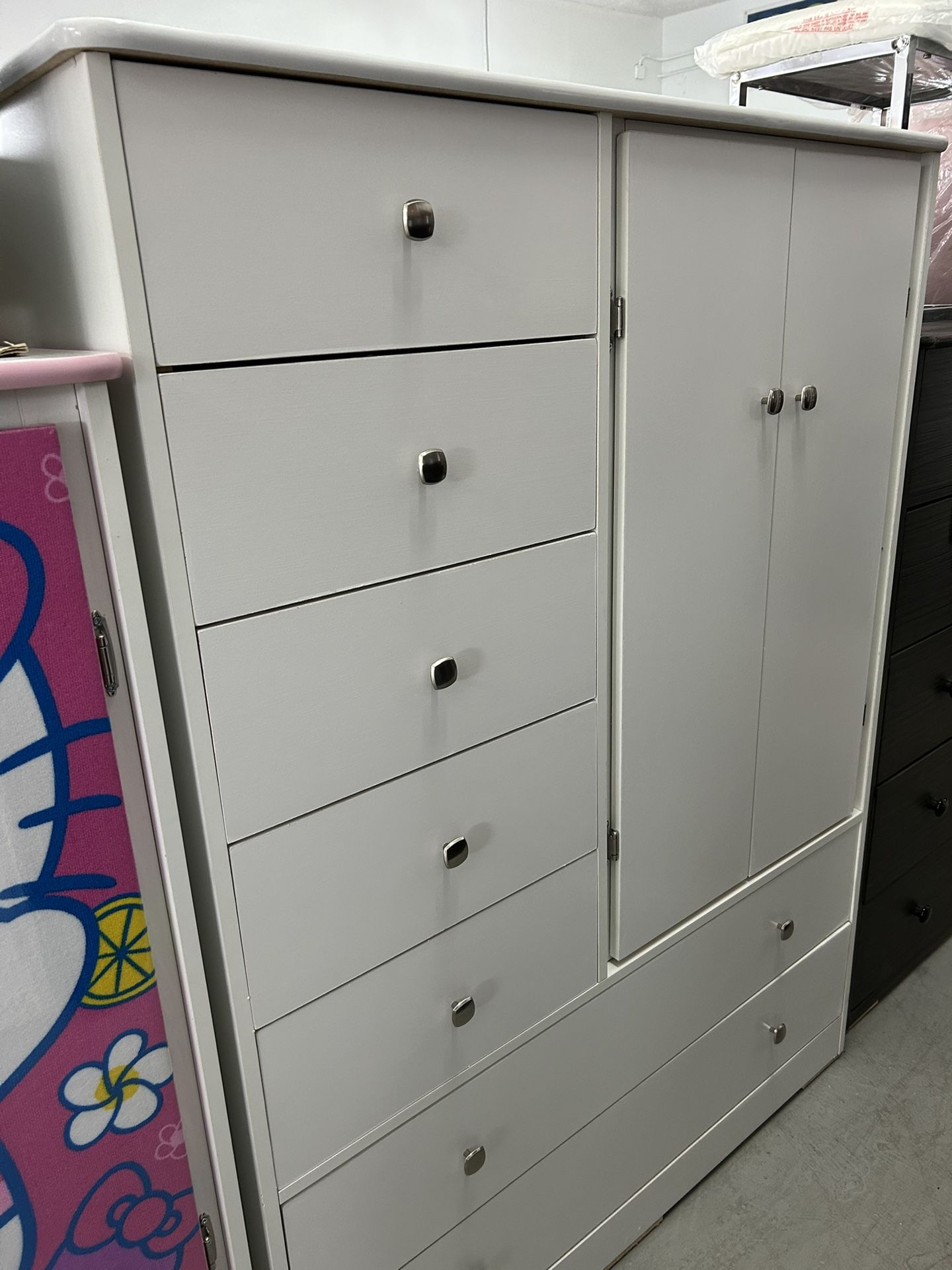 7 Drawers Closet Available In Different Colors 