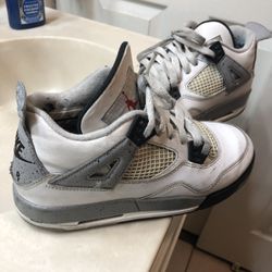 Jordans Cements size 5y