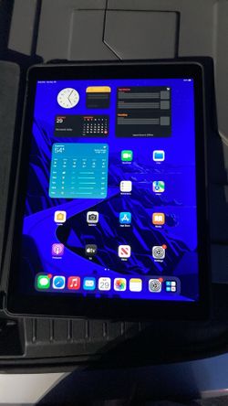 Apple iPad Pro 12.9” 256gb WiFi Only 