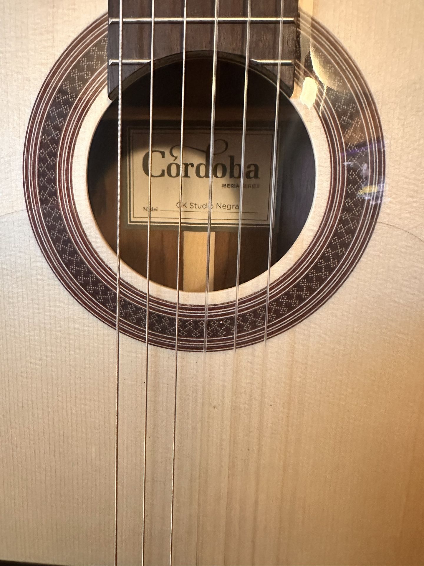 Cordoba GK Studio Negra