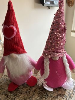 NEW!! Gnomes for Valentine’s Day