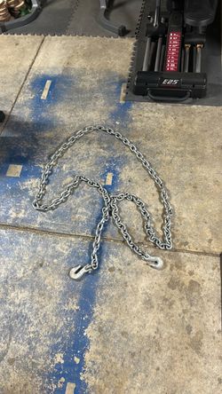 13' Chain with hooks