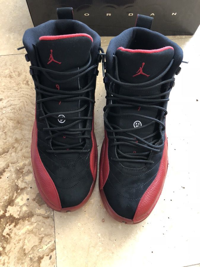 Air Jordan 12 retro red/ black