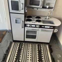 KidKraft Realistic Play Kitchen For Kids