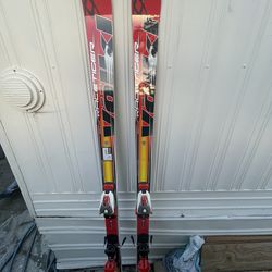 Volki Racetiger High Performance Skiis