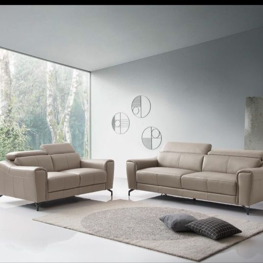 *Weekend Special*---Sardinia Mature Leather Sofa/Loveseat Sets---Delivery And Easy Financing Available🤝