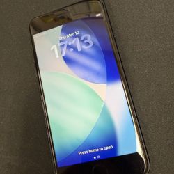 iPhone SE 3rd Gen 128GB in Black Unlocked