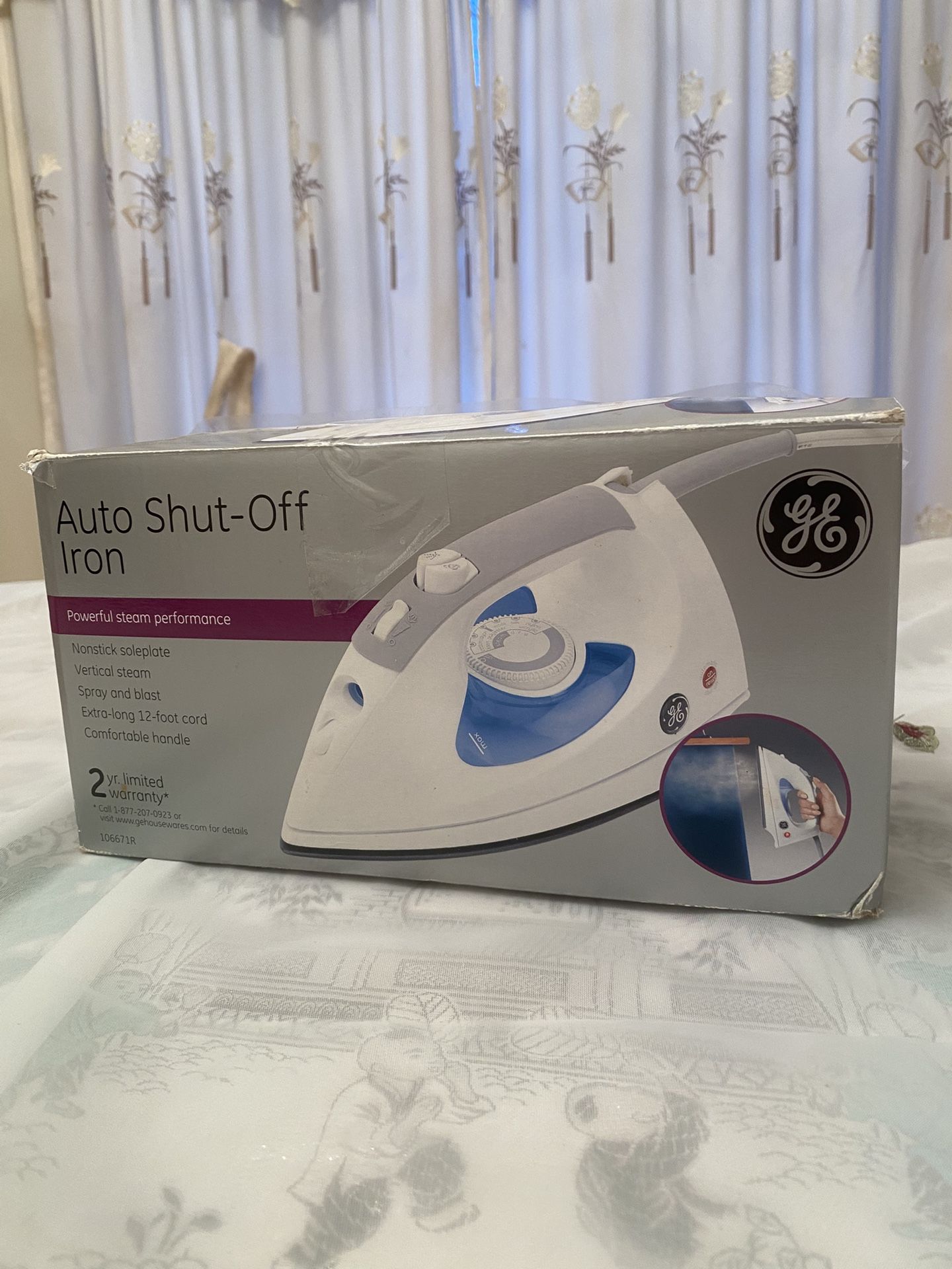 Perfection Self-Cleaning Spray/Steam Dry Iron