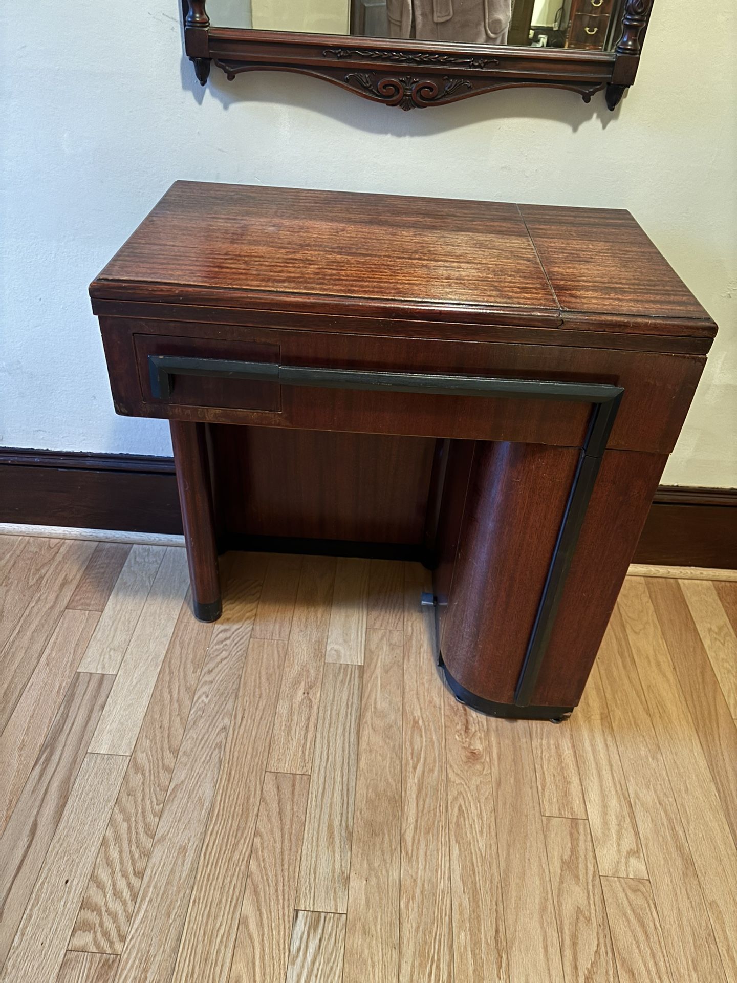 Singer 201-2 The Rolls Royce Of sewing Machines