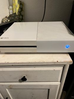 White Xbox One