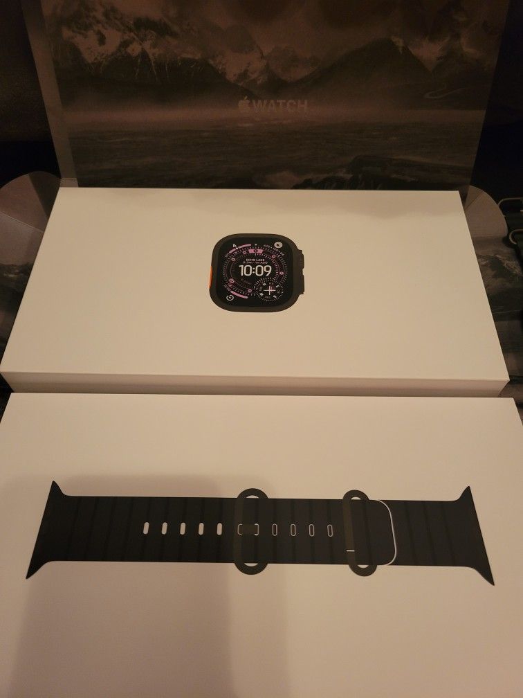 Apple watch ultra 3 black titanium Cellular With GPS 