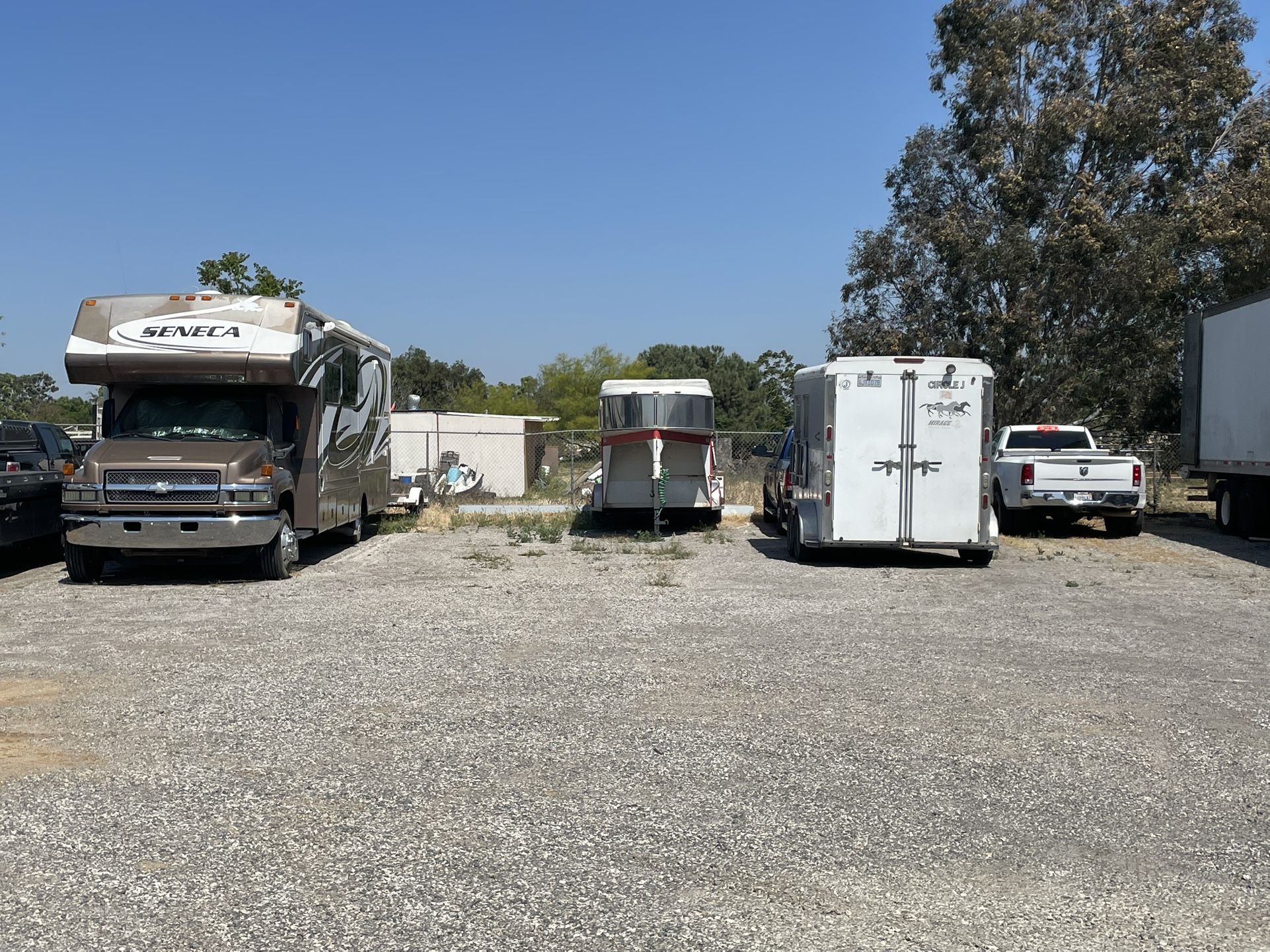 Lots ,RVs, Boats, Jetskis, Toy Hauler, Storage