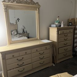Bedroom set