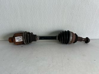 (6210) 19-25 Cadillac Xt4 AWD Right Front Axle Shaft 2019 2020 2021 2022 2023 2024 2025