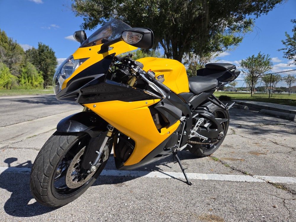 2012 GSX-R 750 Motorcycle
