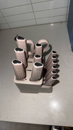 Brand new knife set
